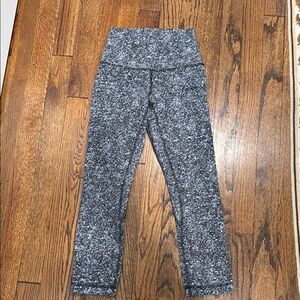 Lululemon Athletica Gray Leggings High-Waisted 7/8 Length